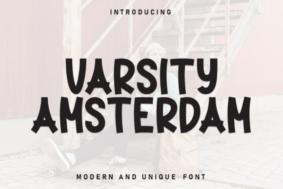 Varsity Amsterdam: A Friendly Display Font for Crafters